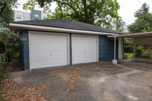 811 Sara Rose Street, Houston, TX 77018