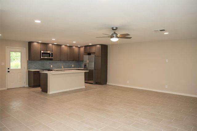 811 Sara Rose Street, Houston, TX 77018