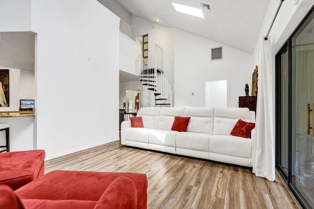 23417 Water Circle, Boca Raton, FL 33486