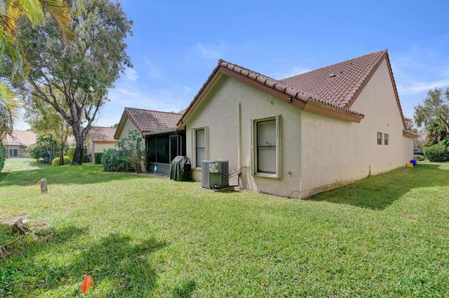 23417 Water Circle, Boca Raton, FL 33486