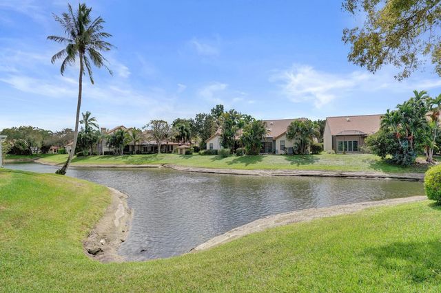 23417 Water Circle, Boca Raton, FL 33486
