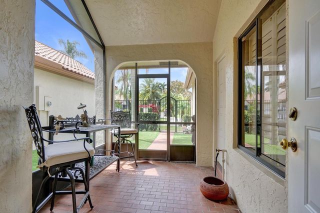 23417 Water Circle, Boca Raton, FL 33486