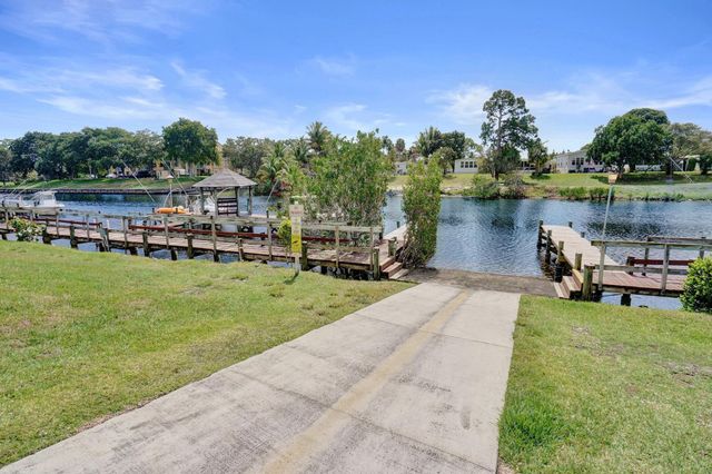 23417 Water Circle, Boca Raton, FL 33486