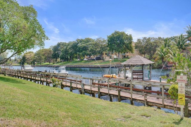 23417 Water Circle, Boca Raton, FL 33486