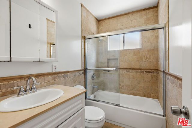 1015 Ashland Avenue 3, Santa Monica, CA 90405