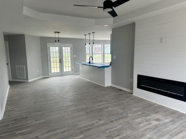 136 Man O War Dr, Oak Grove, KY 42262