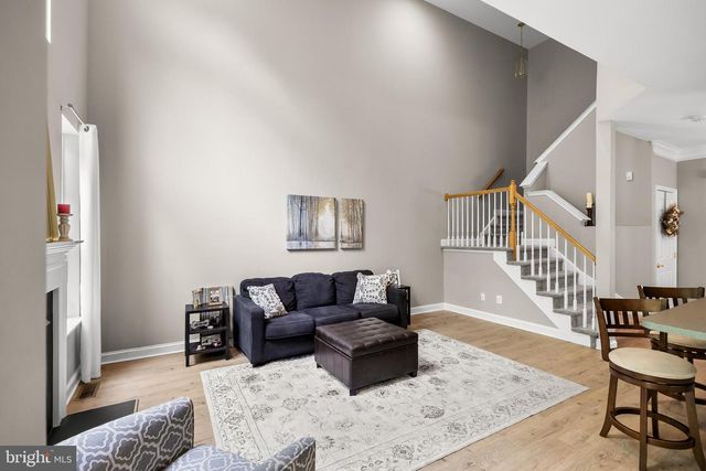 105 WEAVER DR, Marlton, NJ 08053