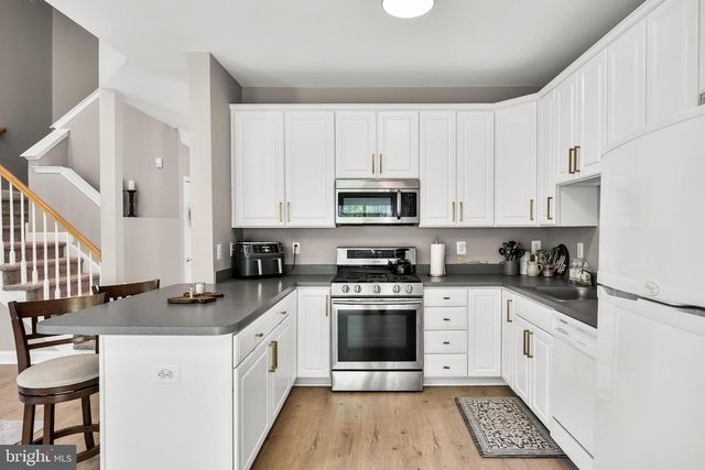 105 WEAVER DR, Marlton, NJ 08053