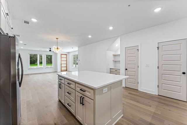 4100 W Olive Street, Rogers, AR 72756
