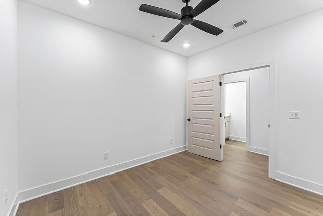 4100 W Olive Street, Rogers, AR 72756