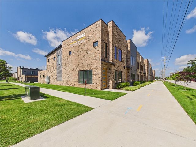 4100 W Olive Street, Rogers, AR 72756