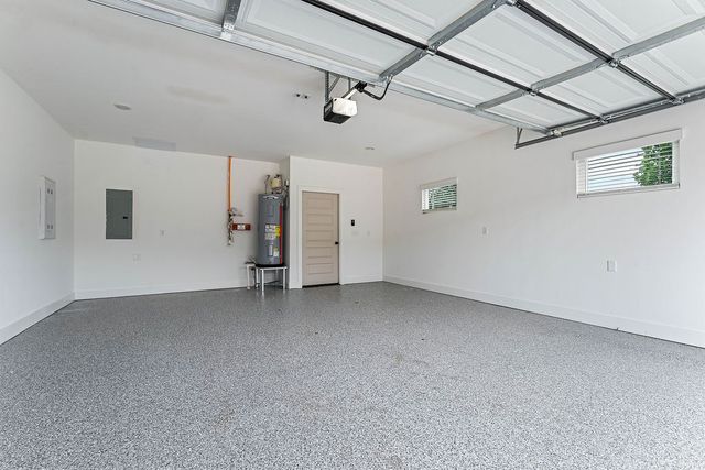4100 W Olive Street, Rogers, AR 72756