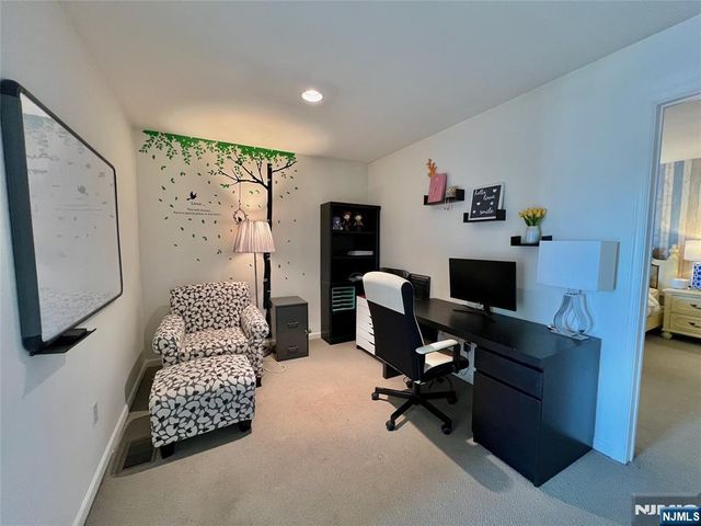 200 Dey Street 250, Harrison, NJ 07029