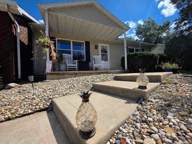 7478 N Navigator Drive, Walkerton, IN 46574