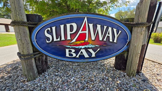 7478 N Navigator Drive, Walkerton, IN 46574