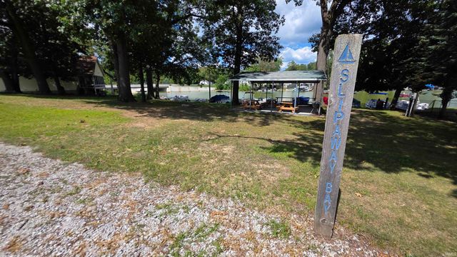 7478 N Navigator Drive, Walkerton, IN 46574