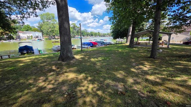 7478 N Navigator Drive, Walkerton, IN 46574