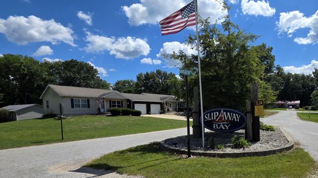 7478 N Navigator Drive, Walkerton, IN 46574