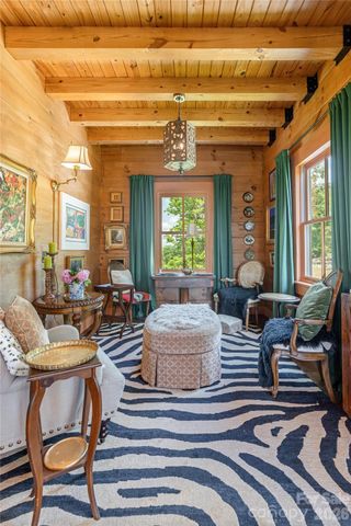 106 McCauley Drive, Asheville, NC 28803