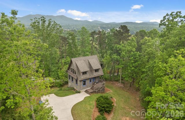 106 McCauley Drive, Asheville, NC 28803