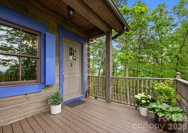 106 McCauley Drive, Asheville, NC 28803