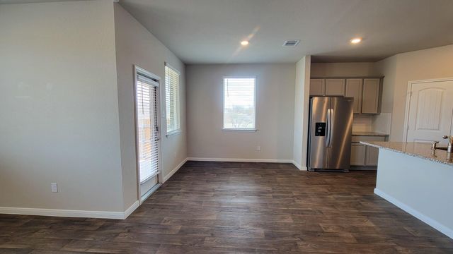 487 Apache Plum DR, Kyle, TX 78640