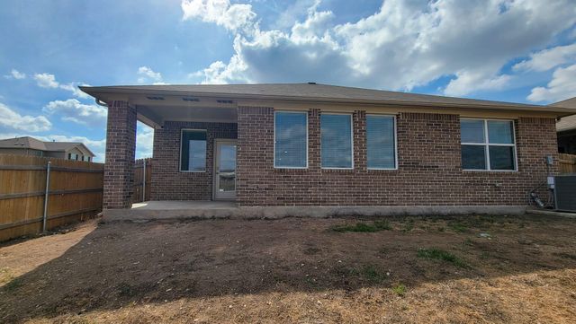487 Apache Plum DR, Kyle, TX 78640