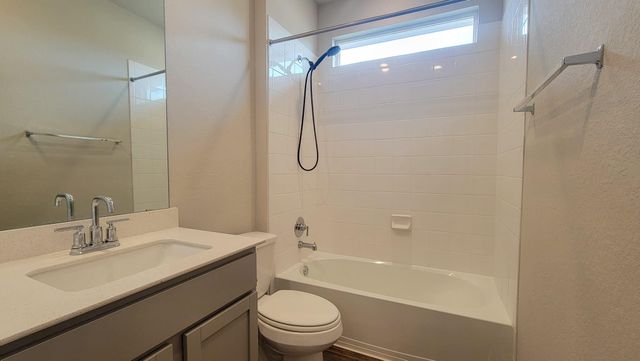 487 Apache Plum DR, Kyle, TX 78640