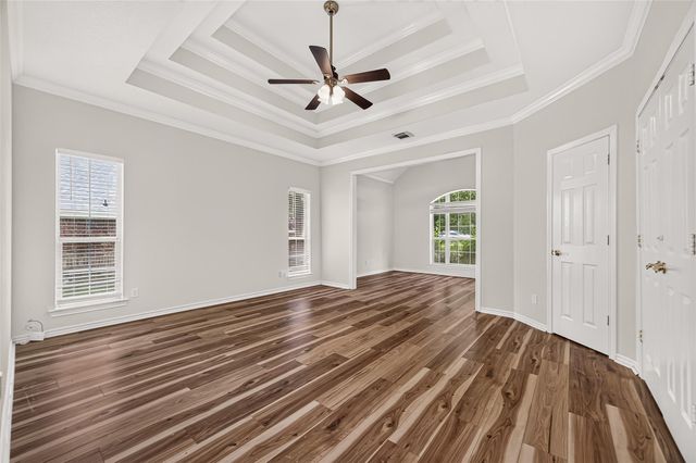 2314 Carriage Run E, Conroe, TX 77384