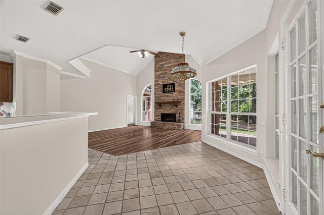 2314 Carriage Run E, Conroe, TX 77384