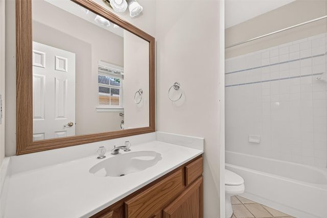 2314 Carriage Run E, Conroe, TX 77384