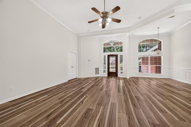 2314 Carriage Run E, Conroe, TX 77384