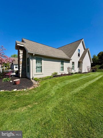 102 HEATHER GLEN DR, Red Lion, PA 17356