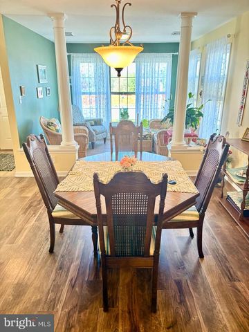 102 HEATHER GLEN DR, Red Lion, PA 17356