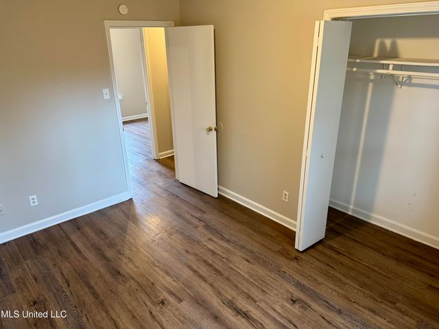 8241 Ashbrook Drive, Southaven, MS 38671