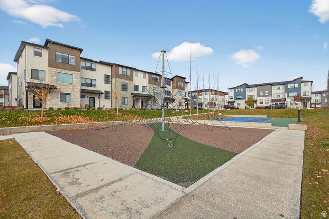 418 S WOOD STREAM RD, American Fork, UT 84003