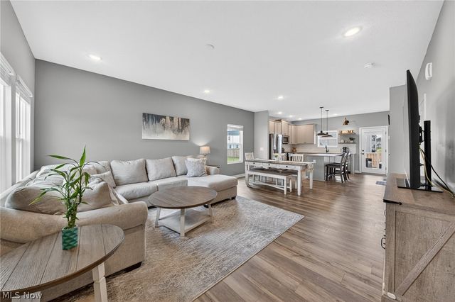 224 Harvest Way, Elyria, OH 44035