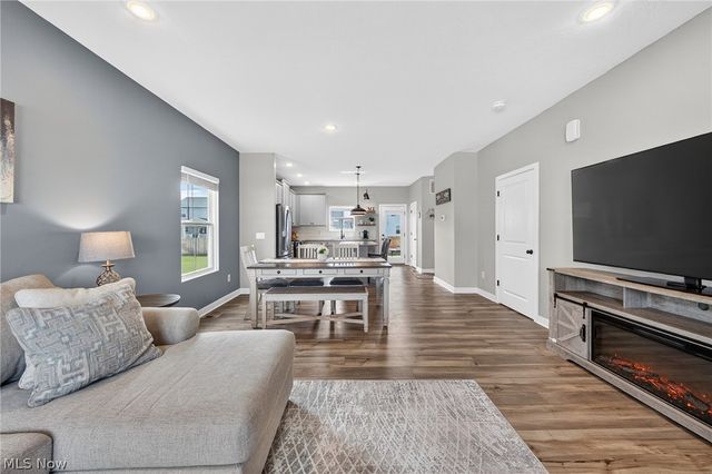 224 Harvest Way, Elyria, OH 44035