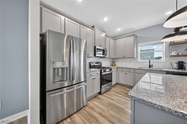 224 Harvest Way, Elyria, OH 44035