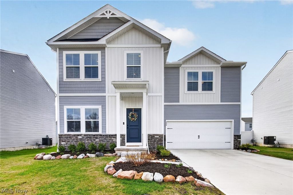 224 Harvest Way, Elyria, OH 44035