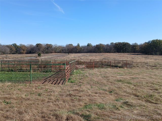117217 S 4090 Road, Eufaula, OK 74432