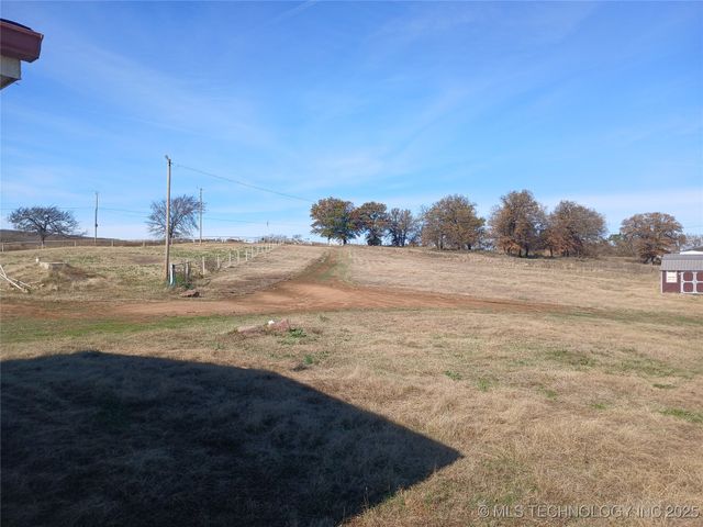 117217 S 4090 Road, Eufaula, OK 74432