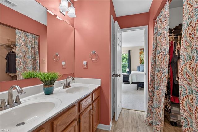 114 Maurice CT, Yorktown, VA 23690