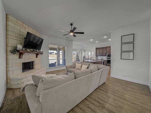 12729 Barretta Drive, Godley, TX 76044