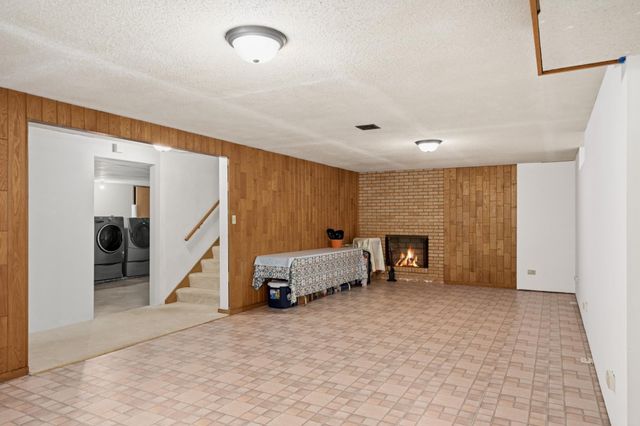 1495 County Road B2 W, Roseville, MN 55113