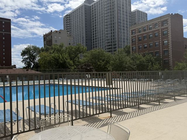 4343 N Clarendon Avenue 2117, Chicago, IL 60613