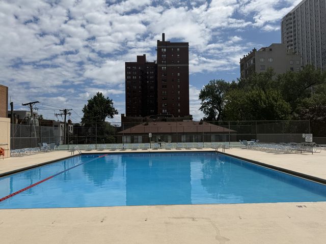4343 N Clarendon Avenue 2117, Chicago, IL 60613