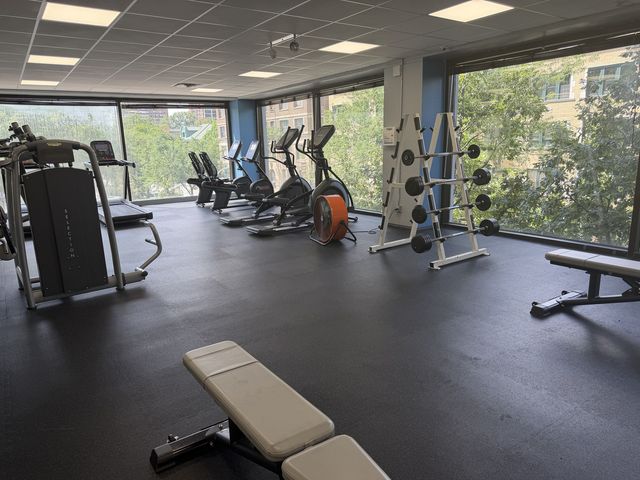 4343 N Clarendon Avenue 2117, Chicago, IL 60613