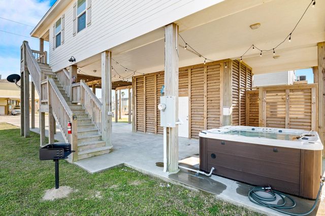 3275 Hidden Gold, Crystal Beach, TX 77650