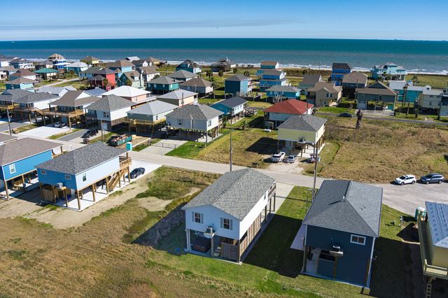 3275 Hidden Gold, Crystal Beach, TX 77650